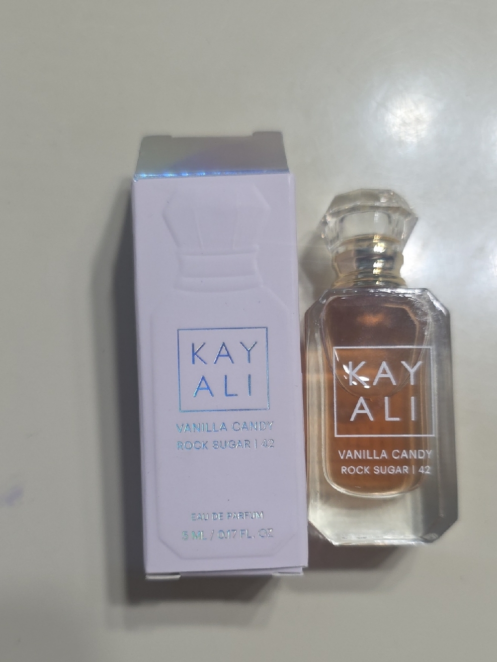 Kayali Vanilla Candy Rock Sugar 42